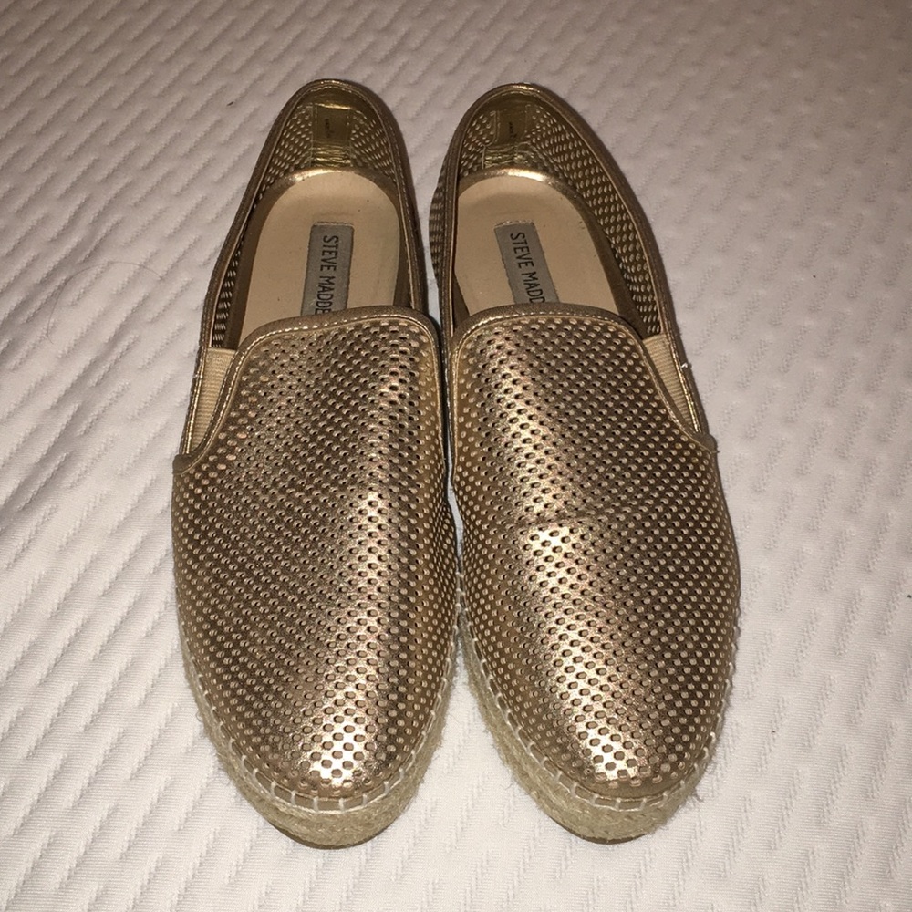Steve Madden gold flat-forms 9 - Picture 1 of 6